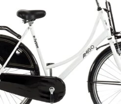 Amigo Eclypse Transportfiets 28 Inch - Omafiets Met Voordrager - Wit/Zwart -Beste Fietsen Winkel 1200x1031 1