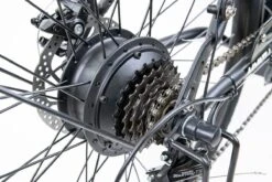 Myatu E-bike 26 Inch City Pedelec Voor Dames En Heren, Elektrische Fiets Met 12,5Ah Accu, 6 Versnellingen Shimano, Derailleur Versnellingen, Achter Motor 250 W-Zwart -Beste Fietsen Winkel 1200x800 1